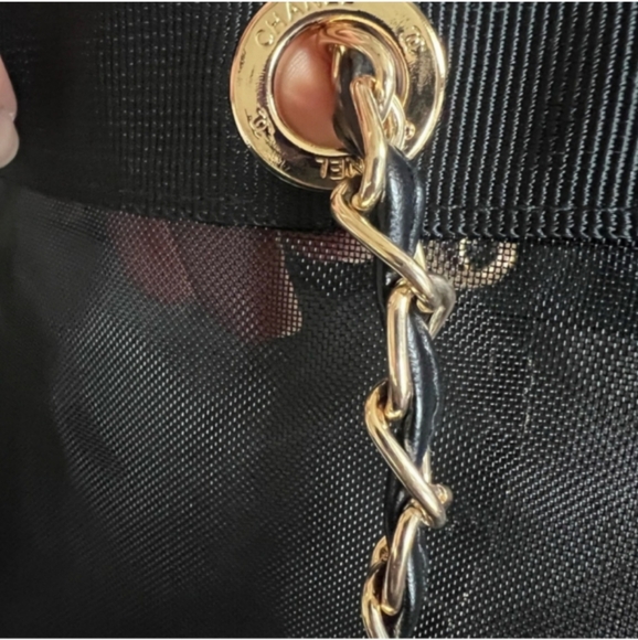 NEW Classic Luxury Black Mesh Tote with Pouch - GHW - Picture 6 of 6